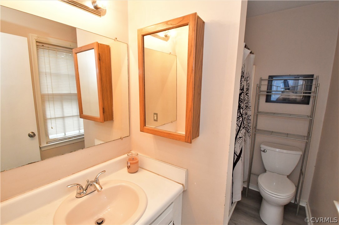 4823 Alberta Road Chesterfield, VA 23832 - Photo 19 of 29 Primary Bath features LVP flooring