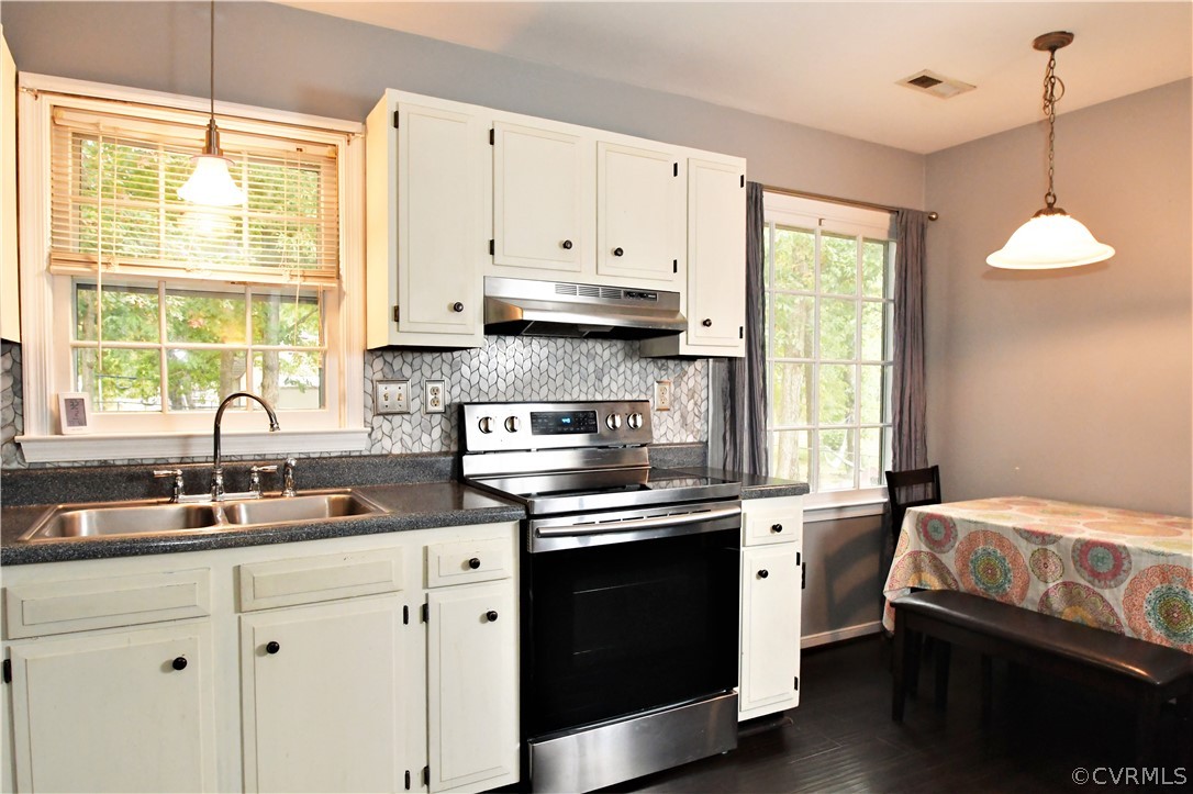 4823 Alberta Road Chesterfield, VA 23832 - Photo 7 of 29 Newer floors