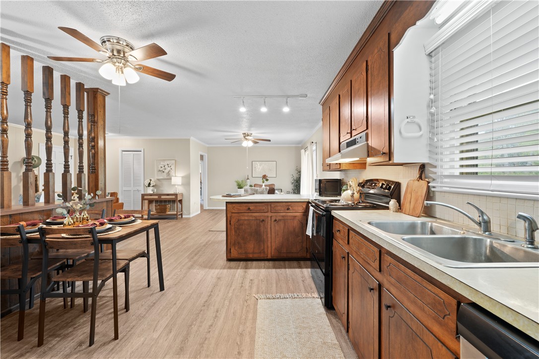 1415 Dunn Road Anderson, SC 29625 - Photo 12 of 35 Kitchen