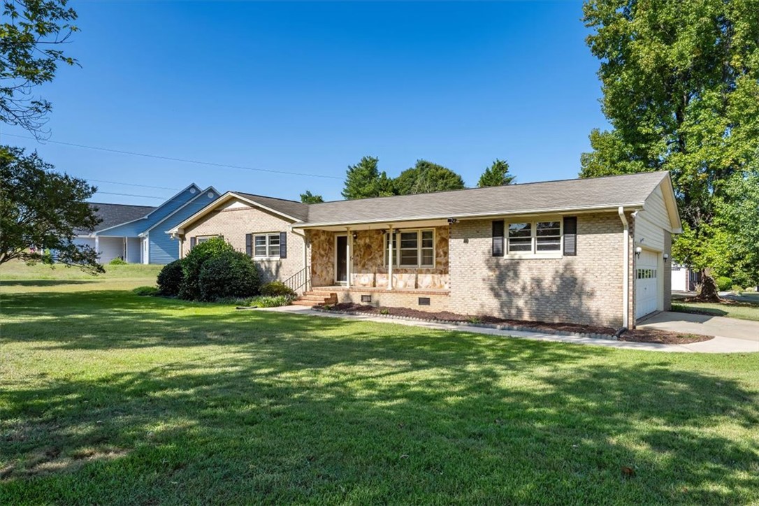 1415 Dunn Road Anderson, SC 29625 - Photo 2 of 35