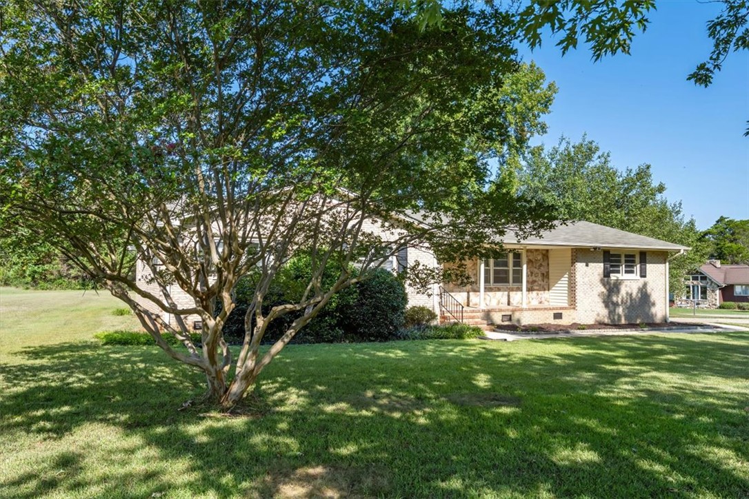 1415 Dunn Road Anderson, SC 29625 - Photo 25 of 35 Mature pink Crepe Myrtle tree in front yard