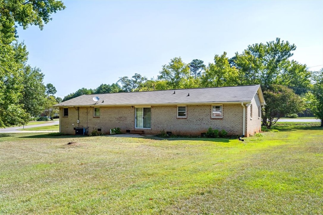 1415 Dunn Road Anderson, SC 29625 - Photo 33 of 35
