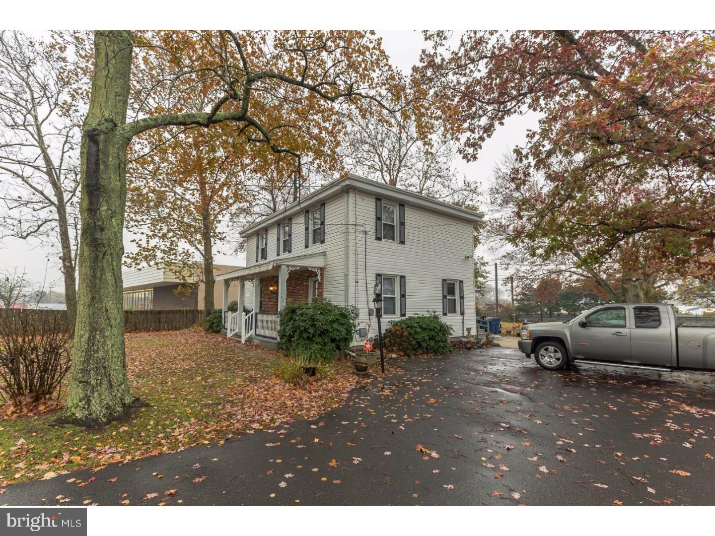 324 South Burnt Mill Road Voorhees, NJ 08043 - Photo 3 of 24 Gallery Image 3