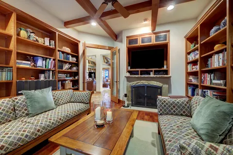 $4,500,000 | 19586 Sandcastle Drive, Spicewood, TX 78669