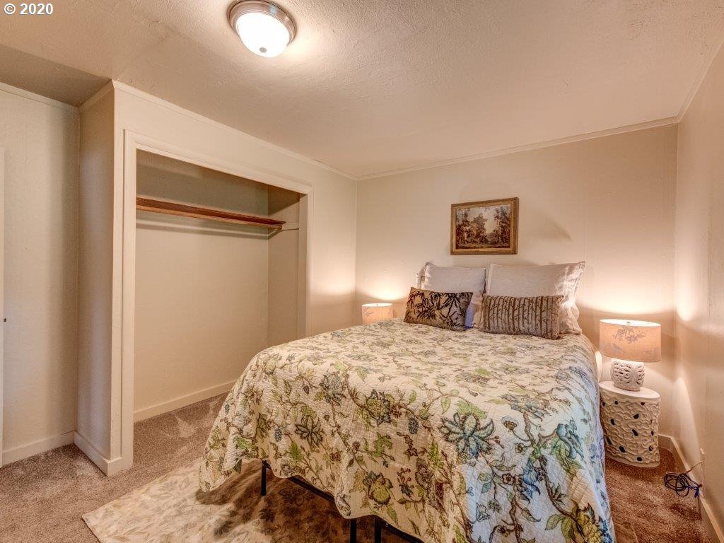 1188 35th Street Springfield, OR 97478 - Photo 14 of 25