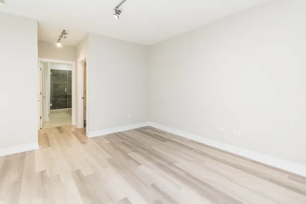 $2,600 | 1554 North Talman Avenue, Unit 205, Chicago, IL 60647