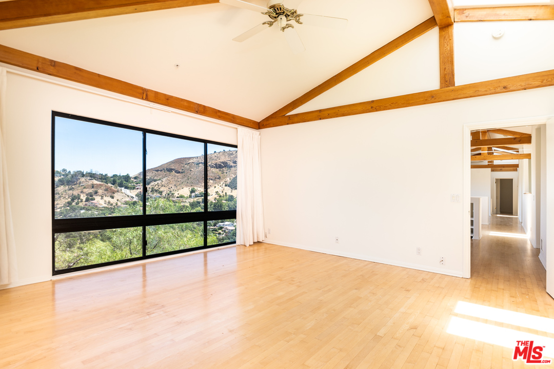 14 Stallion Road Bell Canyon, CA 91307 - Photo 14 of 36