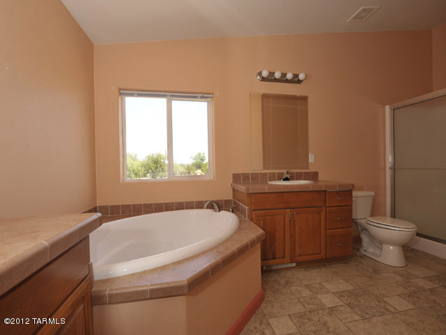 13135 West Trail Dust Road Tucson, AZ 85743 - Photo 17 of 27