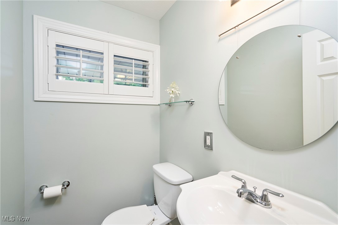6207 Hillside Road Independence, OH 44131 - Photo 13 of 22 Half bathroom on main floor