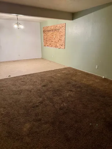 $205,000 | 121 Maple Street, Madera, CA 93637