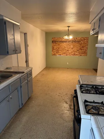 $205,000 | 121 Maple Street, Madera, CA 93637