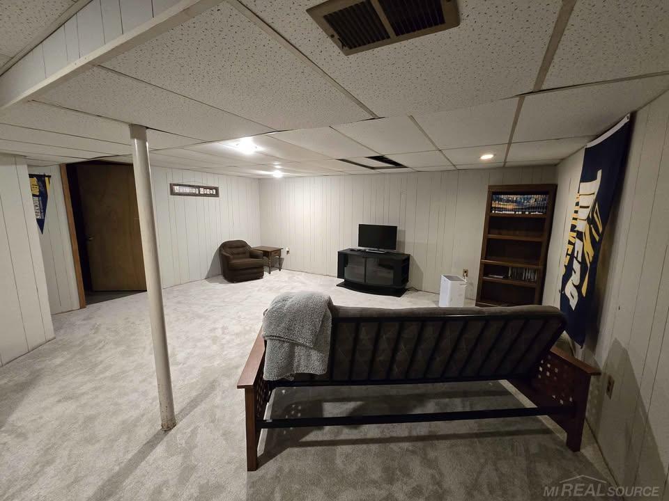 550 Brookside Road Ypsilanti, MI 48197 - Photo 18 of 22 50184327-118a98df-8855-42b0-833b-36facff9cd36.JPG