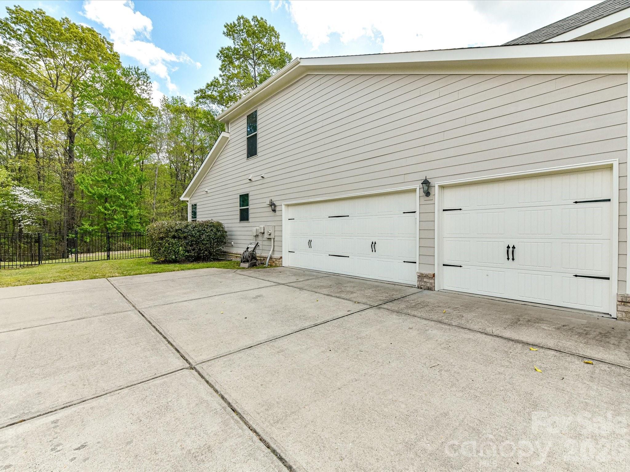 2887 Collaroy Road Waxhaw, NC 28173 - Photo 37 of 42