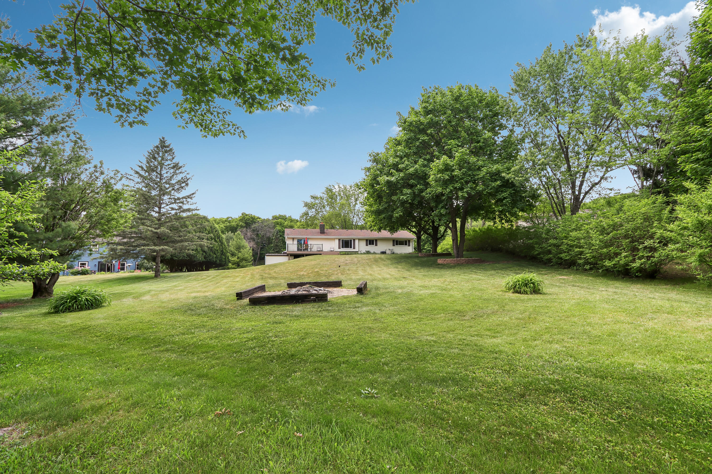 804 Lochtyn Ridge Wales, WI 53183 - Photo 5 of 58 Backyard