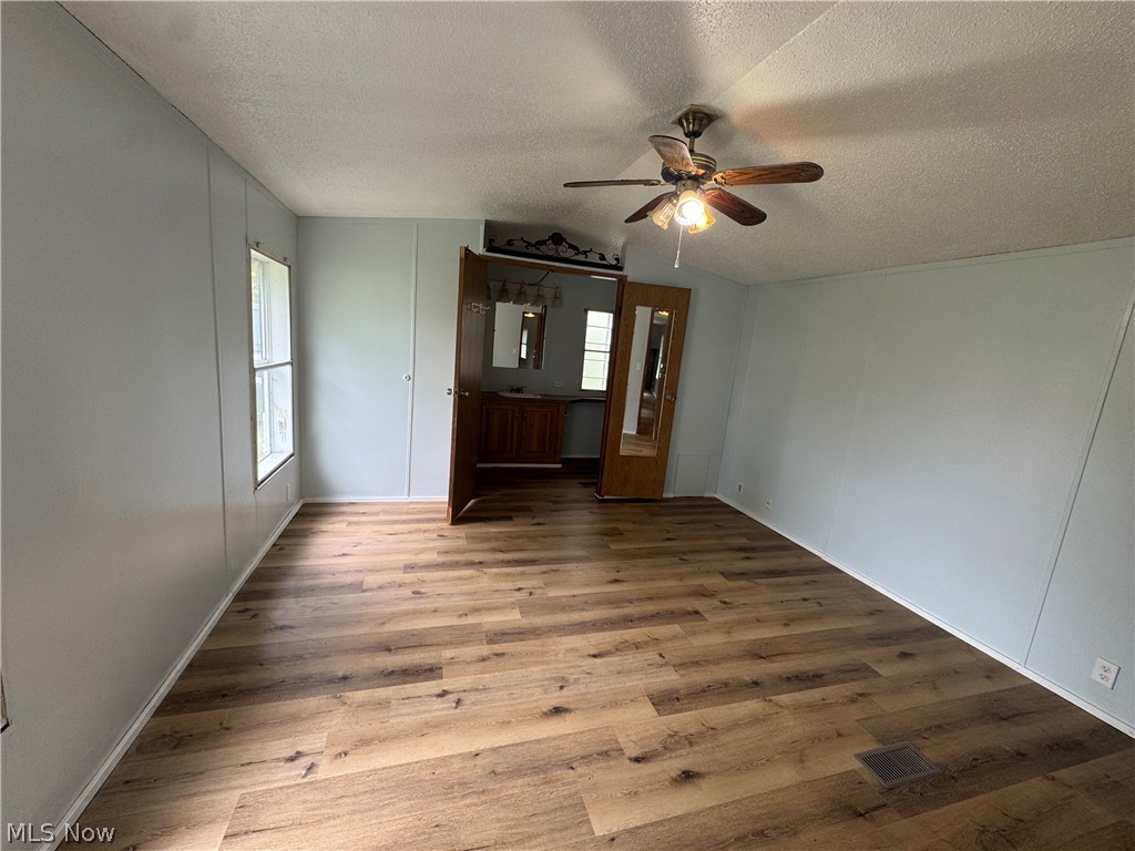 6800 Lake Road West, Unit 21 Geneva, OH 44041 - Photo 11 of 20
