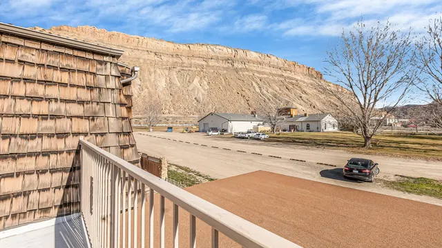 $944,000 | 3728 G G 7/10 Road, Palisade, CO 81526