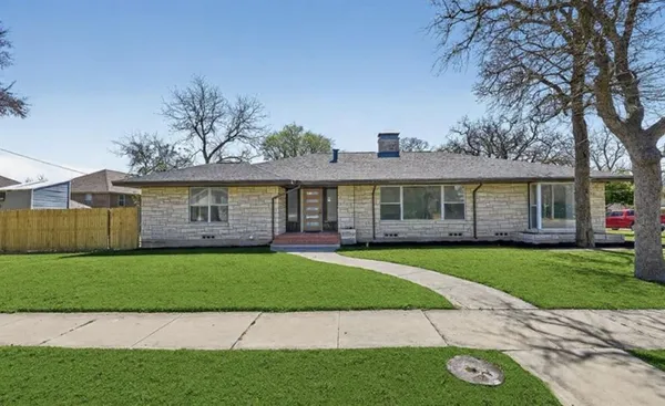 $529,000 | 1170 West Frey, Stephenville, TX 76401