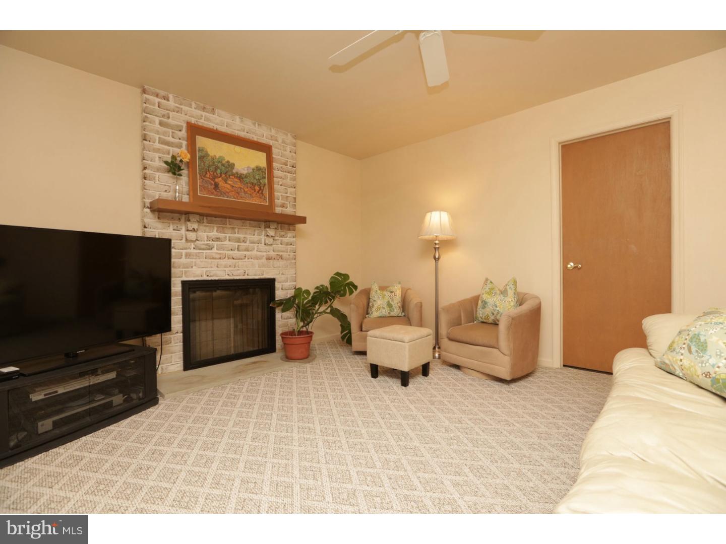 1745 Talbot Road Blue Bell, PA 19422 - Photo 11 of 24 Family Room