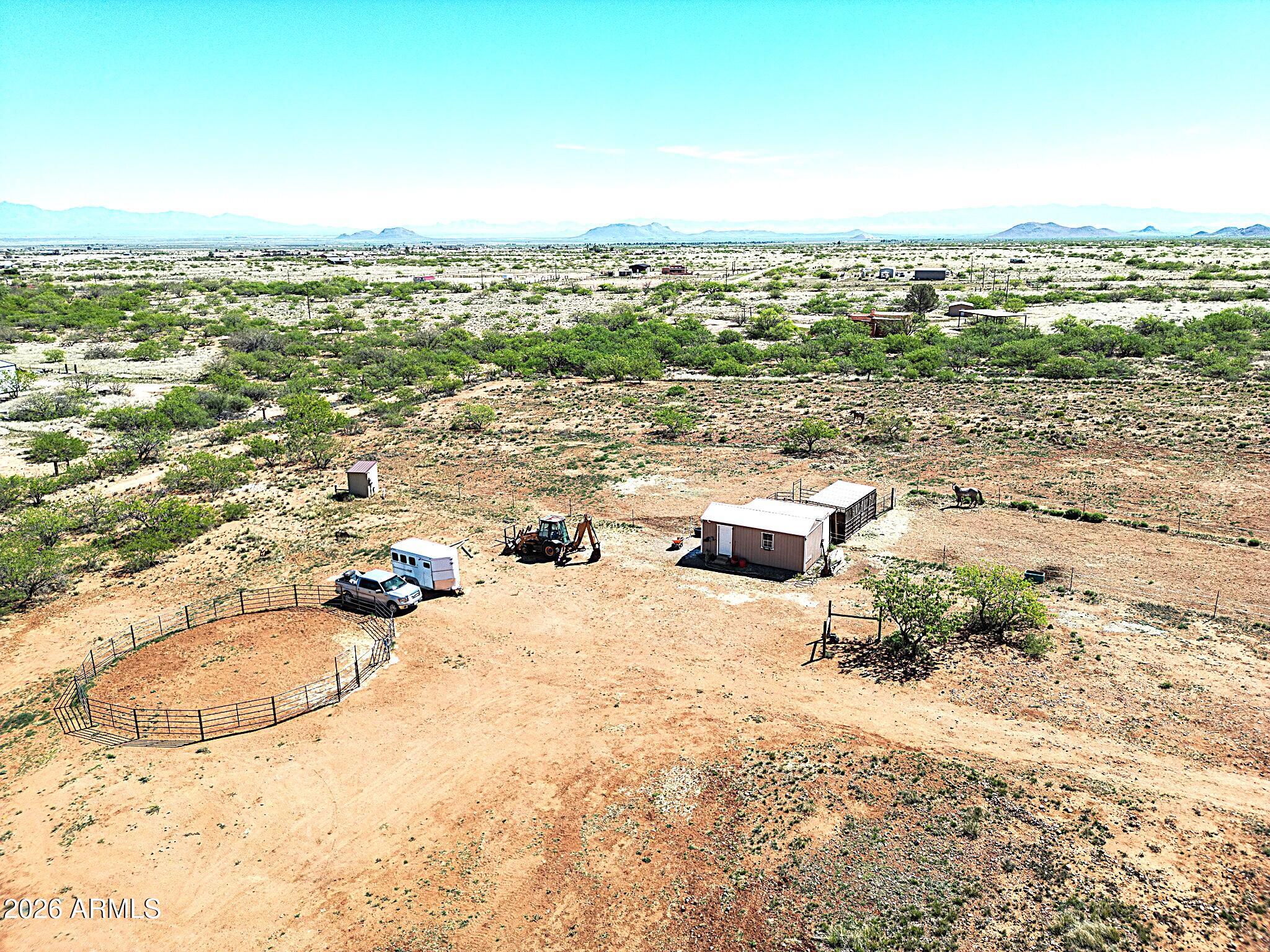 286 South Palm Road Pearce, AZ 85625 - Photo 29 of 38 palm round pen