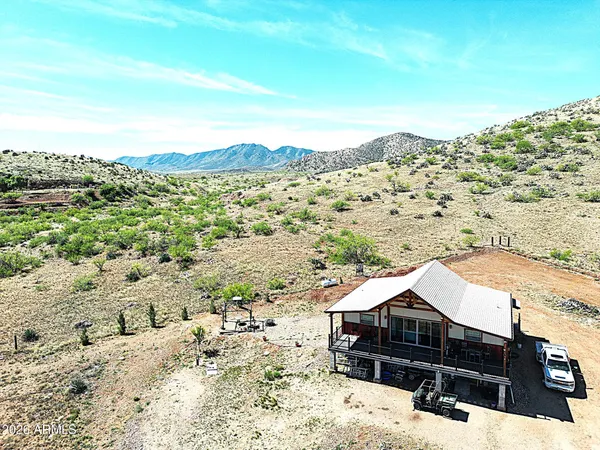 $480,000 | 286 South Palm Road, Pearce, AZ 85625
