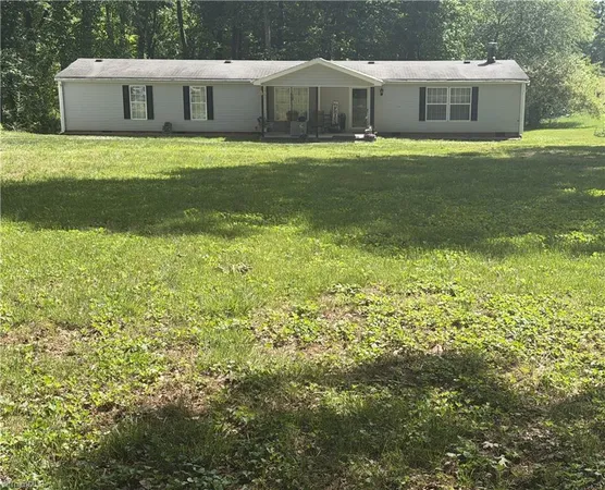 $260,000 | 5925 Bob's Lake Road, Hamptonville, NC 27020