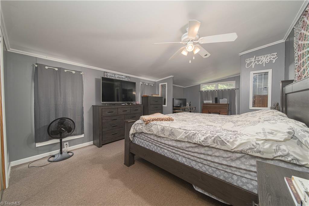 5925 Bob's Lake Road Hamptonville, NC 27020 - Photo 17 of 31
