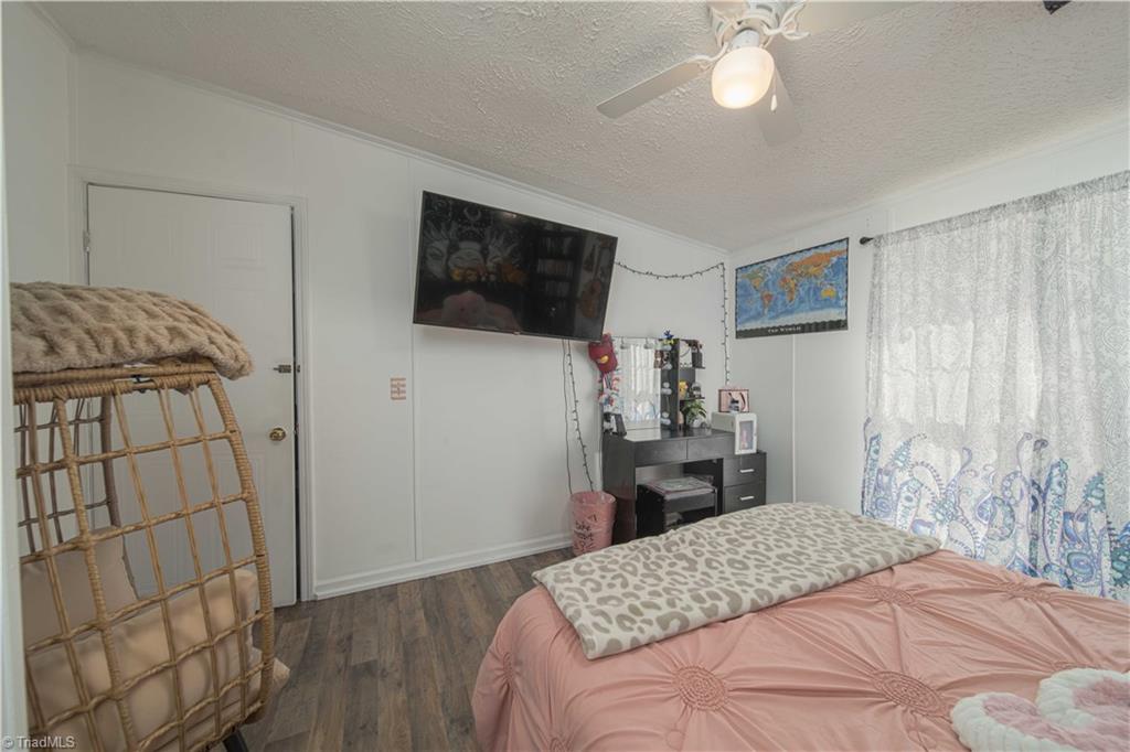 5925 Bob's Lake Road Hamptonville, NC 27020 - Photo 26 of 31