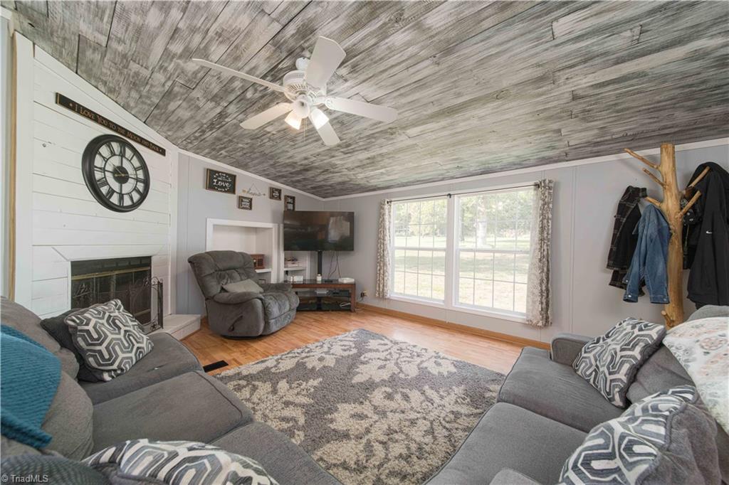 5925 Bob's Lake Road Hamptonville, NC 27020 - Photo 10 of 31