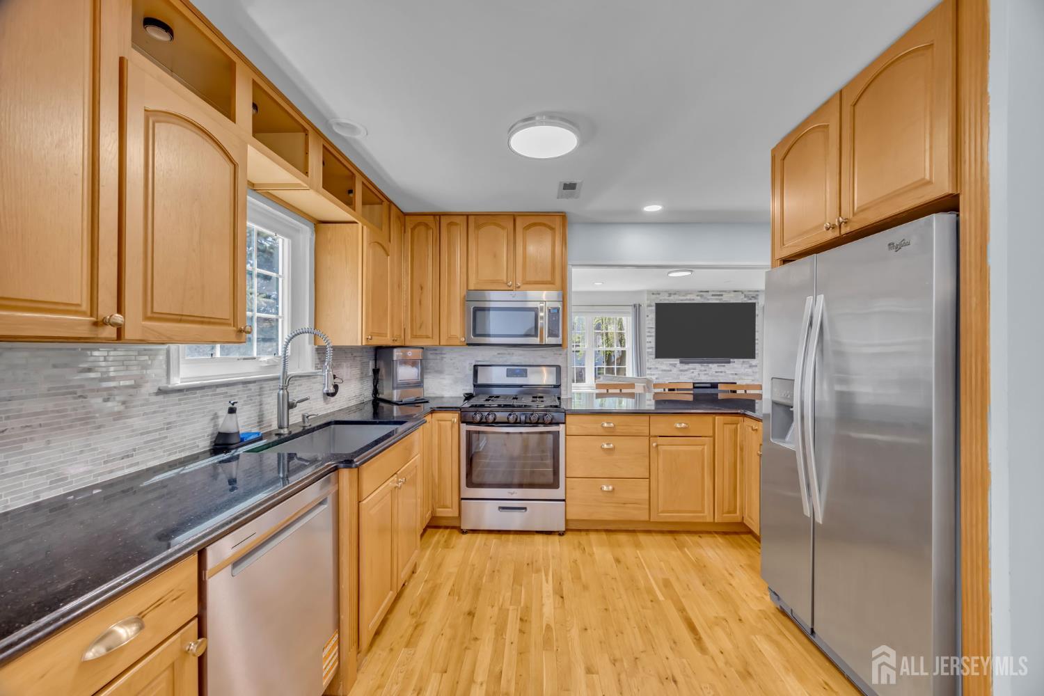 44 Rozalyn Lane Old Bridge, NJ 08879 - Photo 13 of 44