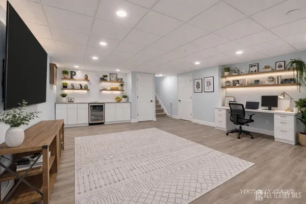 $595,000 | 44 Rozalyn Lane, Old Bridge, NJ 08879