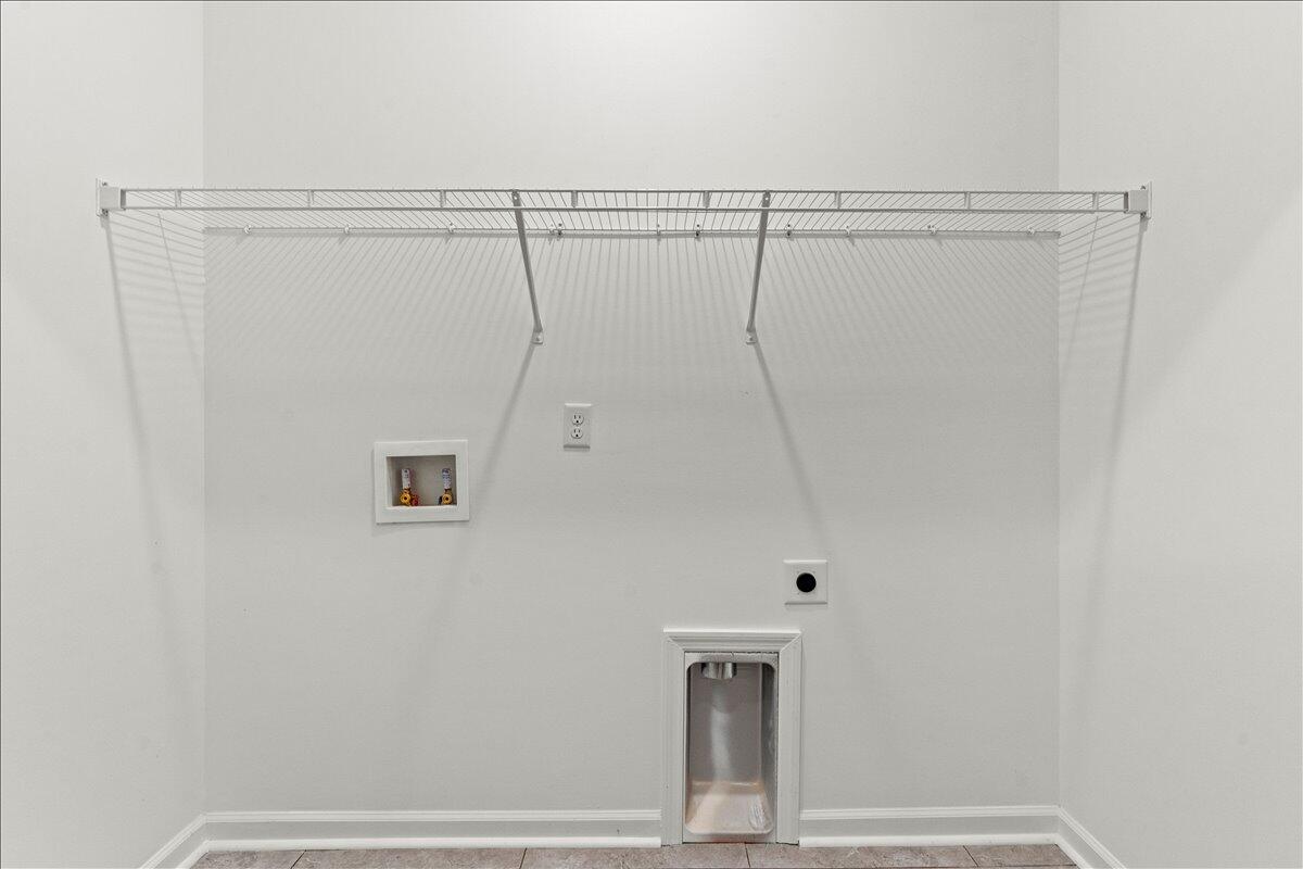 127 Copper Ridge Road Evans, GA 30809 - Photo 28 of 35 29-Laundry