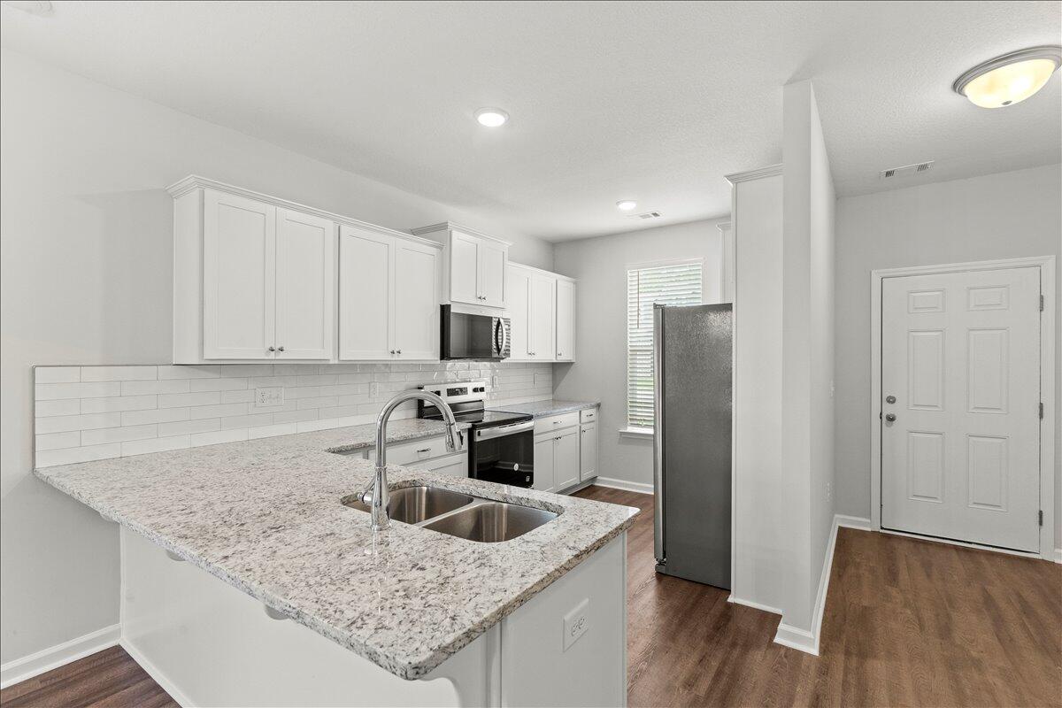 127 Copper Ridge Road Evans, GA 30809 - Photo 5 of 35 06-Kitchen