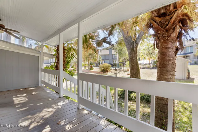 $150,000 | 295 Highpoint Drive, Diamondhead, MS 39525