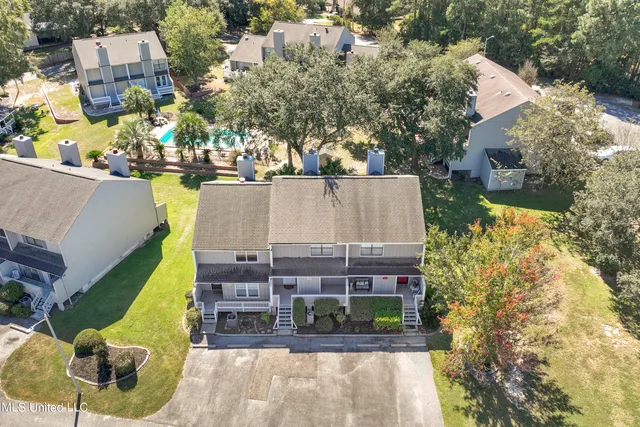 $150,000 | 295 Highpoint Drive, Diamondhead, MS 39525