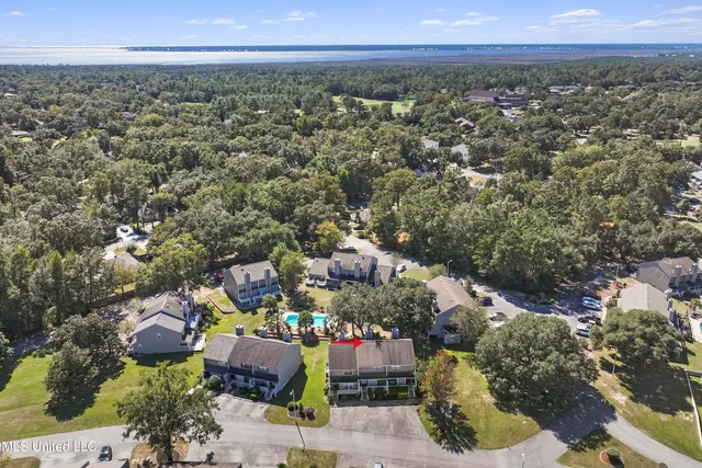 $150,000 | 295 Highpoint Drive, Diamondhead, MS 39525