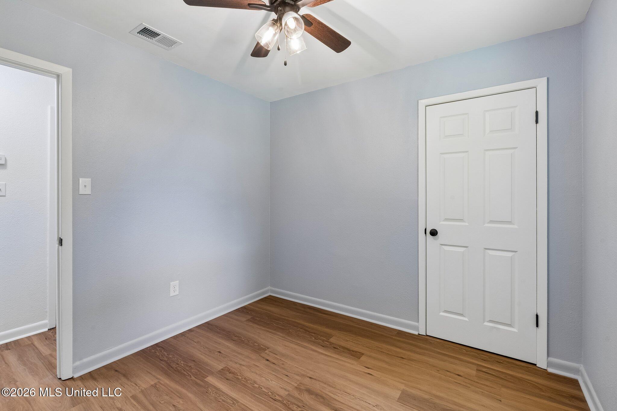 1401 Timber Lane Road Gautier, MS 39553 - Photo 13 of 15 012 5