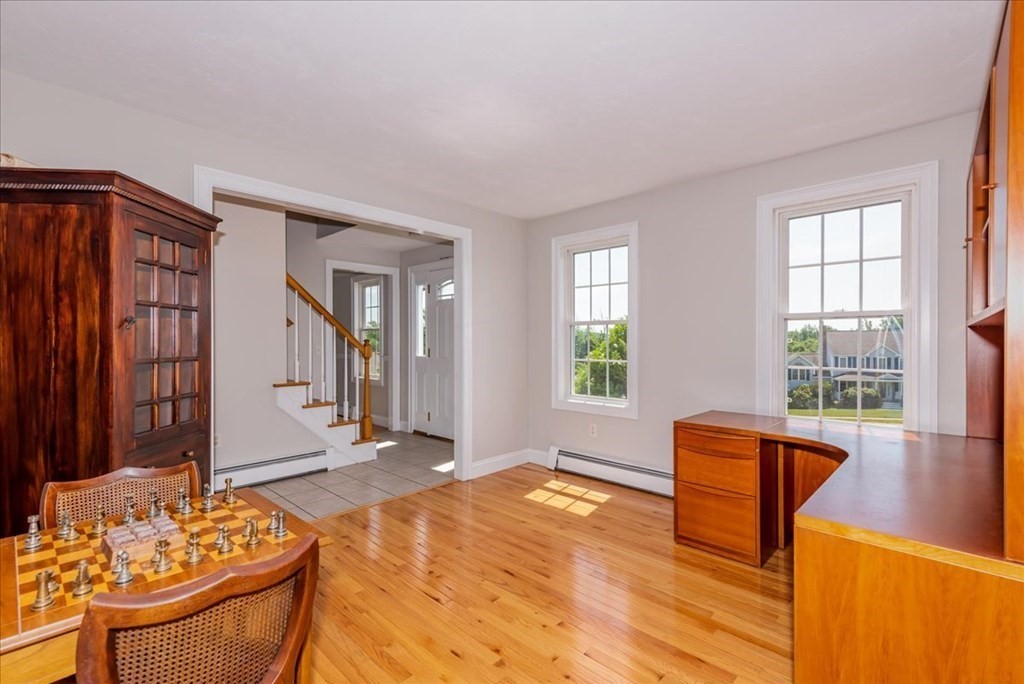 8 Winifreds Way Rutland, MA 01543 - Photo 13 of 41