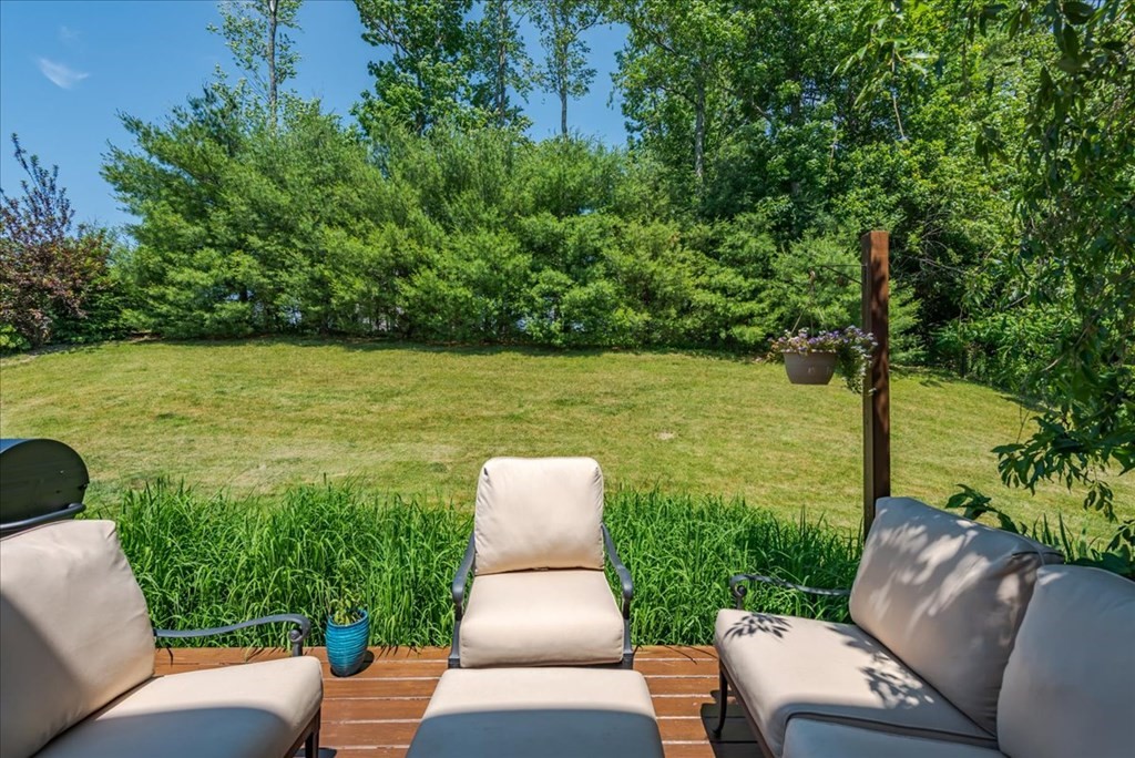 8 Winifreds Way Rutland, MA 01543 - Photo 31 of 41