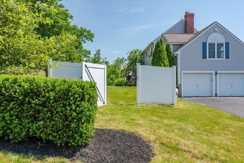 8 Winifreds Way Rutland, MA 01543 - Photo 33 of 41