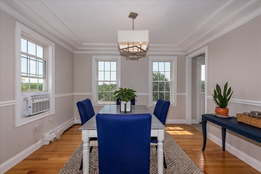 8 Winifreds Way Rutland, MA 01543 - Photo 9 of 41
