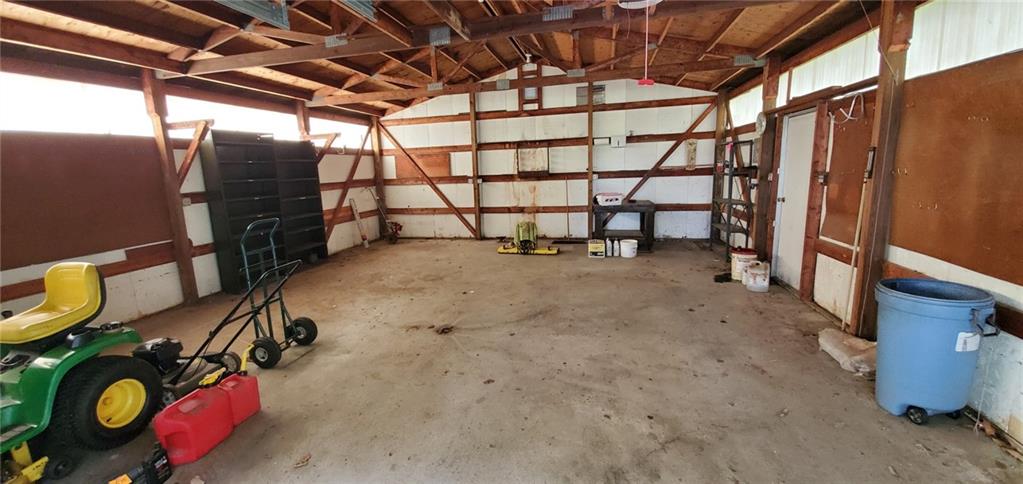 691 Mercer Road Beaver Falls, PA 15010 - Photo 8 of 25 Gallery Image 8