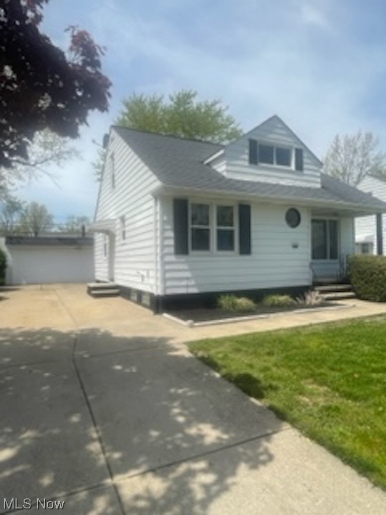 1346 East Miner Road Mayfield Heights, OH 44124 - Photo 2 of 25 front/side
