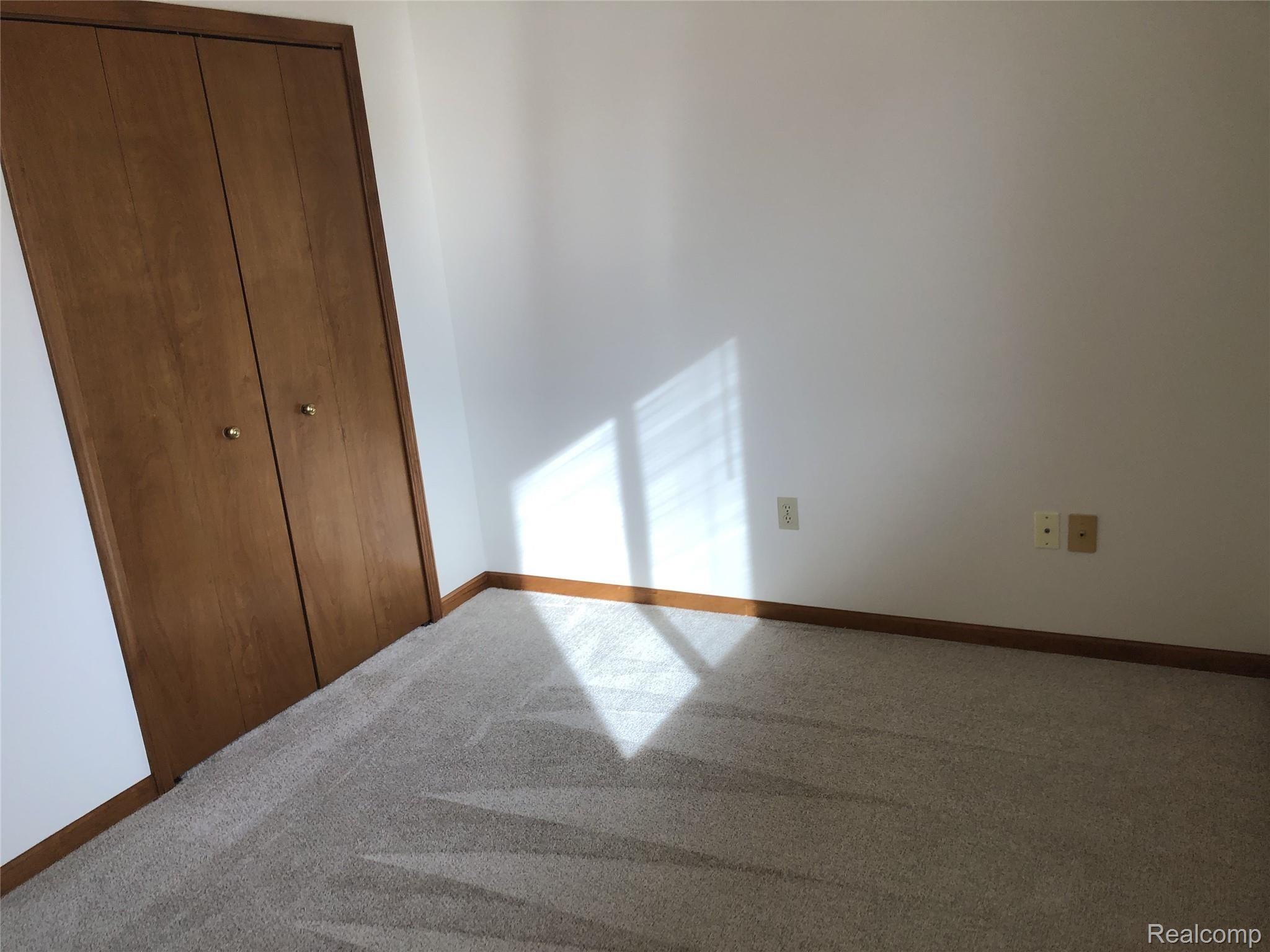 1245 Calumet Road Dewitt, MI 48820 - Photo 15 of 17 16.jpg