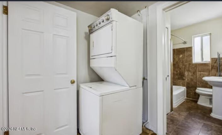 2159 Riverside Avenue, Unit 7 Jacksonville, FL 32204 - Photo 17 of 29 a utility room with dryer and washer