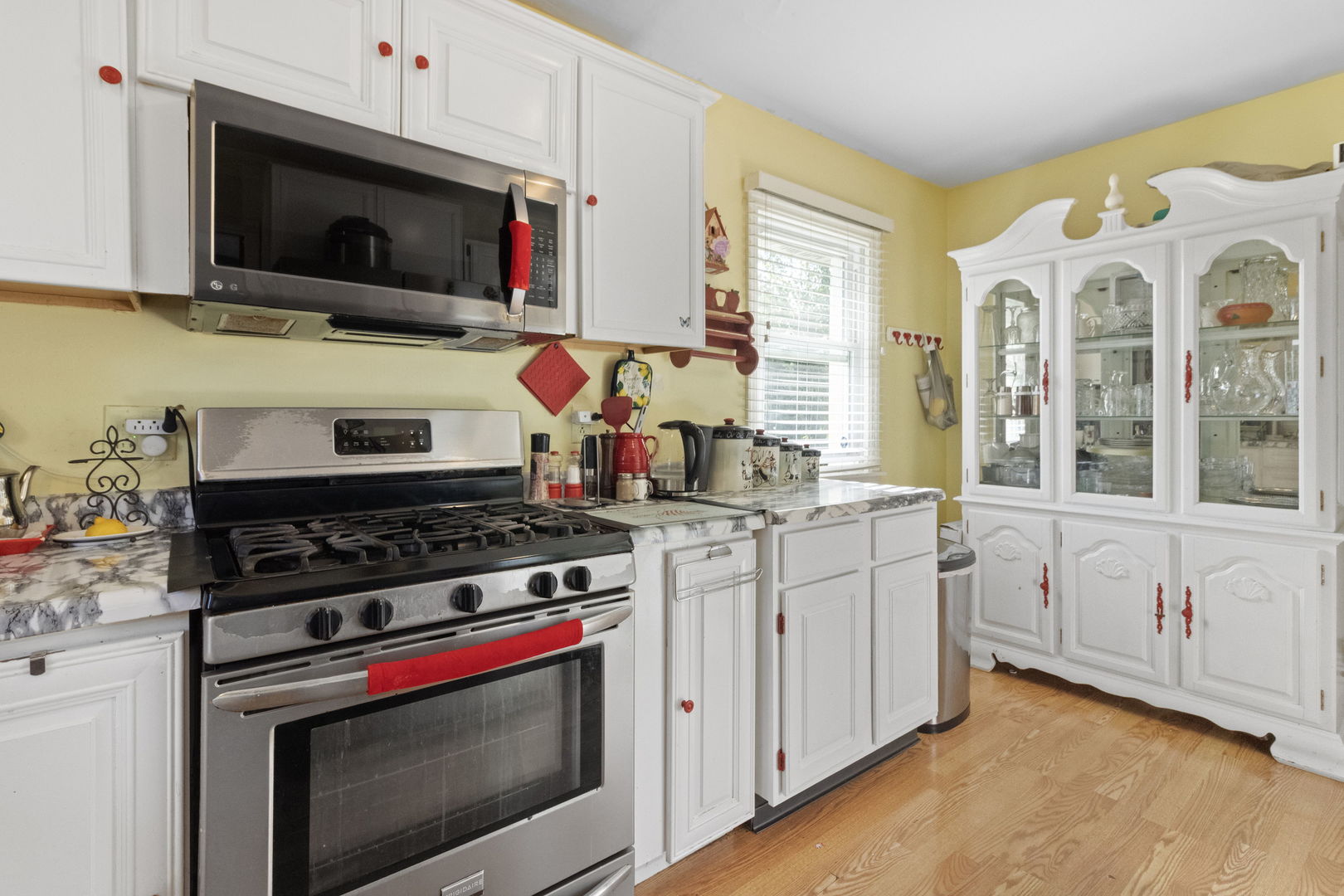 1015 Retta Court Joliet, IL 60433 - Photo 5 of 17 Gallery Image 5