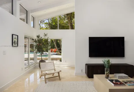 $16,900,000 | 9000 Arvida Drive, Coral Gables, FL 33156