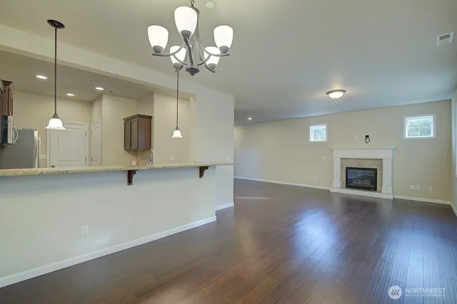 $3,300 | 2020 139th Street Southwest, Lynnwood, WA 98087