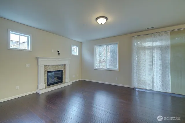 $3,300 | 2020 139th Street Southwest, Lynnwood, WA 98087