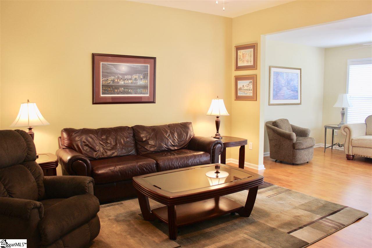 121 High Crest Court Simpsonville, SC 29681 - Photo 11 of 27 Gallery Image 11