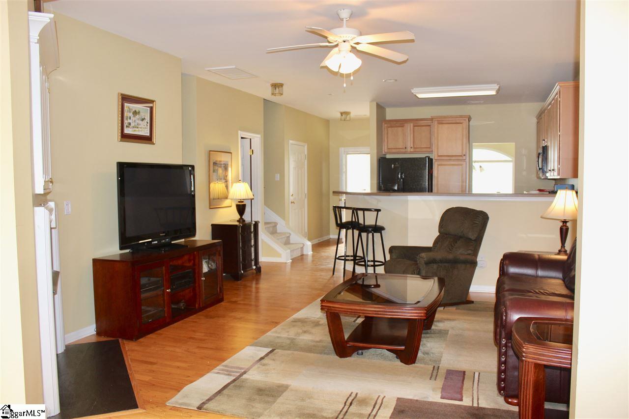 121 High Crest Court Simpsonville, SC 29681 - Photo 12 of 27 Gallery Image 12
